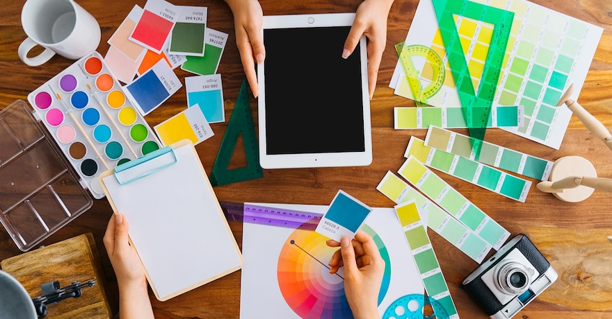 How to start your own graphic design business in 8 simple steps